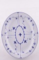 Royal 
Copenhagen blue 
fluted plain. 
Oval flat dish 
no. 1/100. 
Length 41.7 x 
33.5cm. or 16 
3/8 x ...