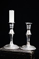 A pair of old candlesticks in silver, stamped. Height: 12cm. (For regular candle size)