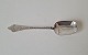 Antique Rococo 
marmalade spoon 
from 1913 
Stamped the 
three towers
Length 14.5 
cm.