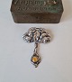 Vintage silver brooch in the shape of roses with amber pendant Stamped: S.F.- 830Dimension 4 x ...