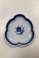 Royal 
Copenhagen 
BlueTranquebar 
Leaf Shaped 
Bowl No. 924 / 
357
Measures 20 cm 
(7 7/8 in.) x 
...
