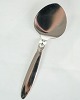 Cake shovel in 
cactus from 
George jensen 
in sterling 
silver
L: 14.5
