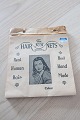 For collectors:
Hairnet, made 
of real hair
These old 
hairnets come 
from "Susi# or 
...