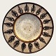 Retro ceramic 
ashtray, With 
leaf motifs, 16 
cm in diameter, 
Design Jette 
Hellerøe *Nice 
condition*