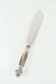Georg Jensen 
Queen cake 
knife is made 
of sterling 
silver and 
stamped with 
"sterling 
silver" and ...