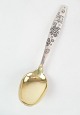 Christmas spoon 
in partial 
silver gilt 
with motif of 
snowflakes from 
the year 1968.
L: 15
