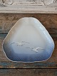 B&G Seagull 
without gold 
triangular dish 

No. 40, 
Factory second
Diameter 23 
cm.