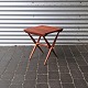 Mindre bord i massiv teaktræDesign Jens Harald QuistgaardProducent Nissen, LangåMindre ...