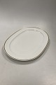 Royal 
Copenhagen 
Tunna Oval 
Platter No 
1277/14079
Measures 
44,5cm x 31,2cm 
( 17.52 inch x 
12.8 ...