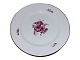 Royal 
Copenhagen 
Purpur with 
braided edge, 
dinner plate.
Decoration 
number 
498/8097.
These ...