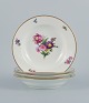 B&G, Bing & 
Grondahl Saxon 
flower.
Four deep 
plates 
decorated with 
flowers and 
gold ...