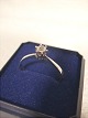 Solitaire rings 
14kt. White 
Gold 585 
Brilliant. 
0.01