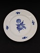 Royal 
Copenhagen Blue 
Flower round 
dish 10/8013 D. 
36 cm. nice but 
3rd sorting 
subject no. 
527216