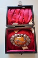 Antique brooch made of silver with a rear closed bagsideWith stone and made very beautiful ...