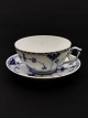 Royal 
Copenhagen blue 
fluted large 
tea cup 1/656 
nice but 3rd 
sorting item 
no. 528080