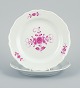 Meissen, 
Germany, Pink 
Indian, a set 
of two plates.
Hand painted 
in high quality
Approx. ...
