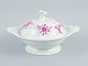 Meissen, 
Germany, Pink 
Indian, round 
tureen with 
lid.
19th century.
Marked.
Fourth factory 
...