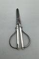 Cohr 
Silver/Steel 
Grape Scissors 
Measures 13.4 
cm (5.27 inch)