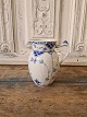 Royal 
Copenhagen Blue 
fluted 
half-lace small 
milk jug 
No. 561, 
Factory first
Height 13,5 
cm.