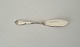 Juliane Marie 
butter knife in 
silver 
Stamped the 
three towers 
1938 
Length 12.8 
cm.