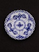 Royal 
Copenhagen blue 
fluted plate 
1/1004 D. 7 cm. 
1. sorting 
subject no. 
530698 
Stock: 7