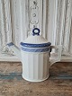 Royal 
Copenhagen Blue 
Fan coffee pot 
No. 11553, 
Factory first
Height 22 cm.