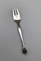 Danish Krone 
DGS Sterling 
Silver Pastry 
Fork Measures 
14 cm (5.51 
inch)