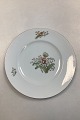 Bing and 
Grondahl Lady´s 
Slipper Dinner 
Plate No. 25
Measures 24,5 
cm / 9,6 in.