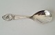 Serving spoon 
in silver from 
1939 
Stamped the 
three towers 
Length 20 cm.