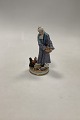 Bing and Grondahl Hans Tegner Figurine of Mand and Chickens No 8024Measures 16,5cm / 6.50 inch