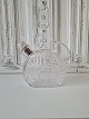 Small crystal decanter with silver mounting from 1941Stamped the tree towersHeight 16 cm.