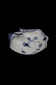 Royal 
Copenhagen Blue 
Fluted Full 
lace mussel 
shaped bowl.
Decoration 
number: 1/1074. 
1.sort. ...