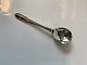 Jam spoon 1923 
Kugle / Beaded 
Silver
Georg Jensen.
Length 14.5 
cm.
Well 
maintained ...