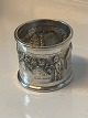 Napkin ring 
Silver
Size 3 x ø 4 
cm.
Stamped: 830S
Well 
maintained 
condition
Polished and 
bagged