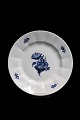 Royal 
Copenhagen Blue 
Flower Angular 
lunch plate. 
Decoration 
number: 
10/8550. Dia.: 
...
