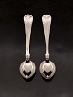 A pair of 830 
silver 
herregaard salt 
spoons 7.5 cm. 
subject no. 
543029