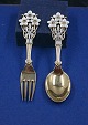 Michelsen 
Christmas 
spoons and 
forks of Danish 
gilt sterling 
silver. 
Anton 
Michelsen set 
...
