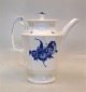 Royal 
Copenhagen Blue 
Flower Angular 
8502-10 Coffee 
pot 23 cm (126)