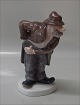 Bing & Grondahl 
2473 Sophus 
Vagabond after 
cartoon by 
Robert Storm P. 
,  21 cm P.H.C 
Bing & ...