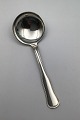 Cohr Silver 
Dobbeltriflet 
Serving Spoon  
Measures 17.2 
cm (6.77 inch)