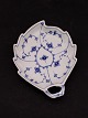 Royal 
Copenhagen blue 
fluted dish 
1/144 23 x 18 
cm. 1. sorting 
subject no. 
545001