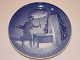 Bing & Grondahl 
(B&G) Christmas 
Plate from 1939 
"Ole Lock-Eye, 
The Sandman”. 
(H.C. Andersen) 
...