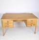 Desk made of oak with 6 drawers and fine handles by Danish Design from around the ...
