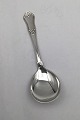 Rosenholm 
Silver Jam 
Spoon Measures 
14.7 cm (5.78 
inch)