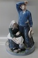 Huge Royal 
Copenhagen 
figurine 1352 
RC Harvest 
group Chr. Th. 
1912 43 cm 1st 
In mint and 
nice ...