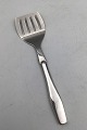 Hans Hansen 
Sterling Silver 
/ Steel 
Charlotte 
Herring Fork 
Measures 16.3 
cm (6.41 inch)