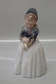 Royal 
Copenhagen 1251 
RC Amager girl 
standing Lotte 
Benter 20 cm  
In mint and 
nice condition 
...