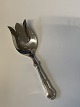 Fish shovel / 
Serving fork 
Rita Silver 
cutlery
Horsen's 
silver
Length 20.8 
cm.
Used and well 
...