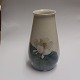 B&G vase in porcelain with flower decoration