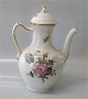 Royal 
Copenhagen 
Frijsenborg. 
1794-910 Coffee 
pot 26 cm 110 
cl / 37 1/5" 
Multifloral 
decoration ...